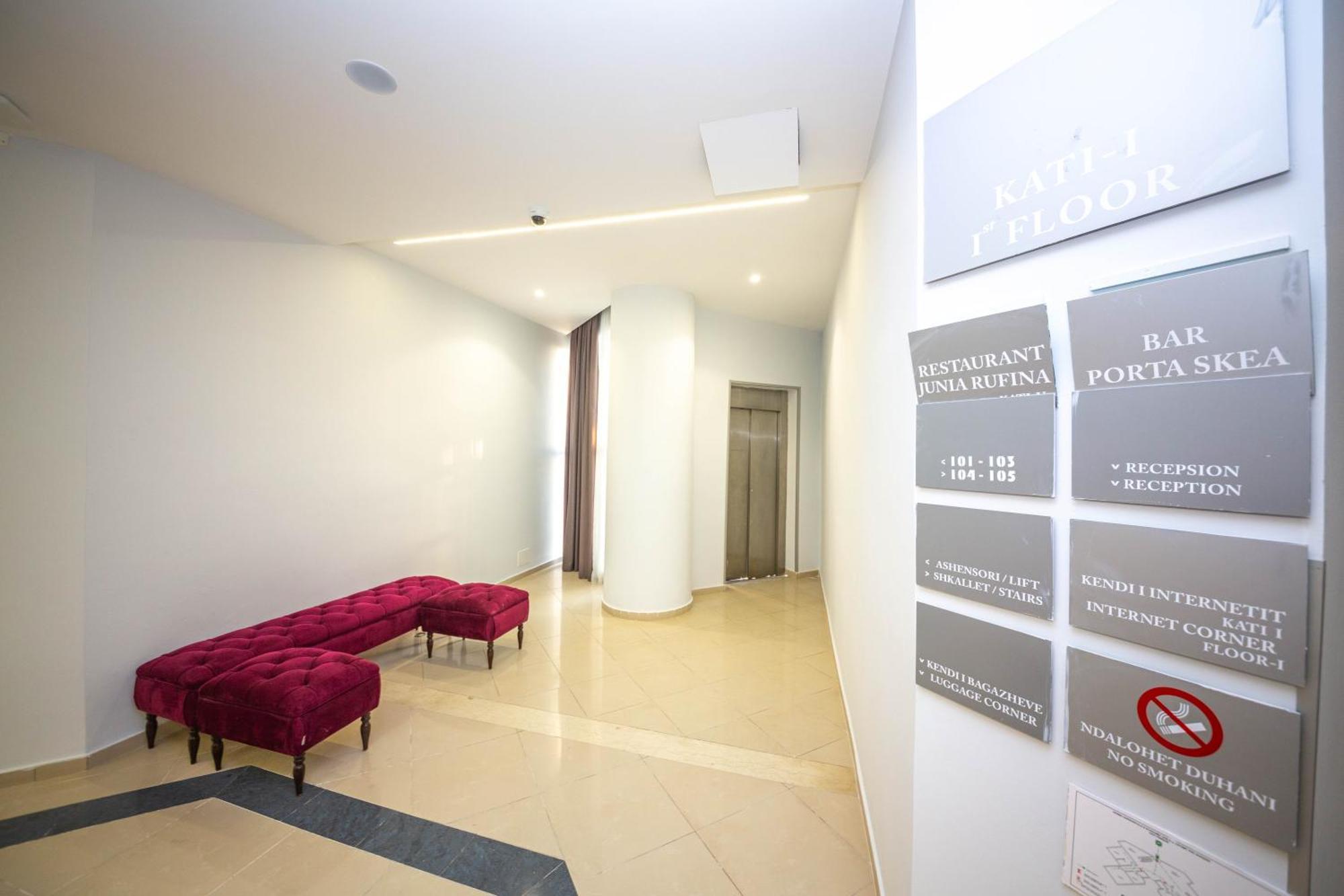 Hotel Sea Breeze Sarande Exterior photo