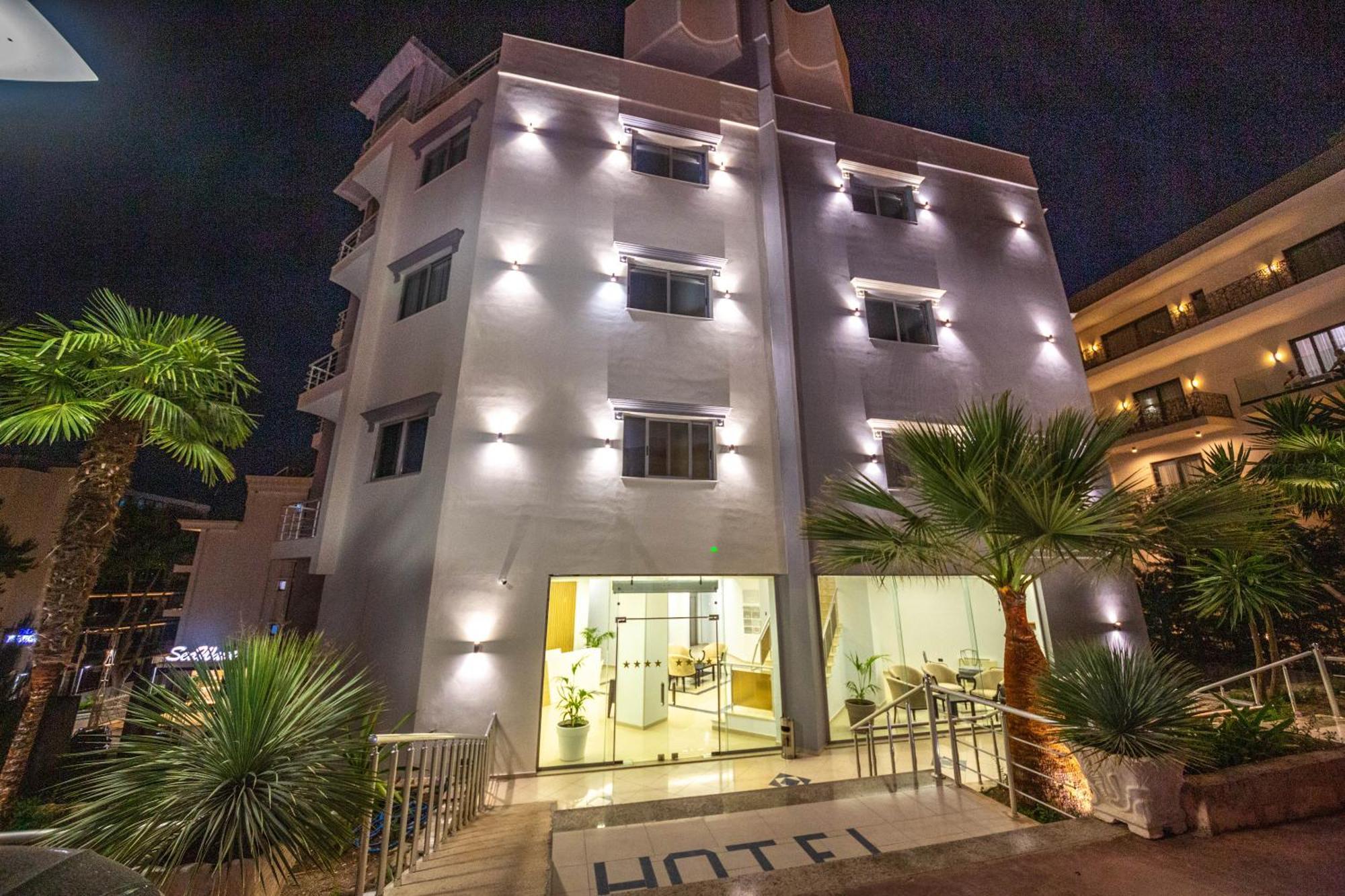 Hotel Sea Breeze Sarande Exterior photo